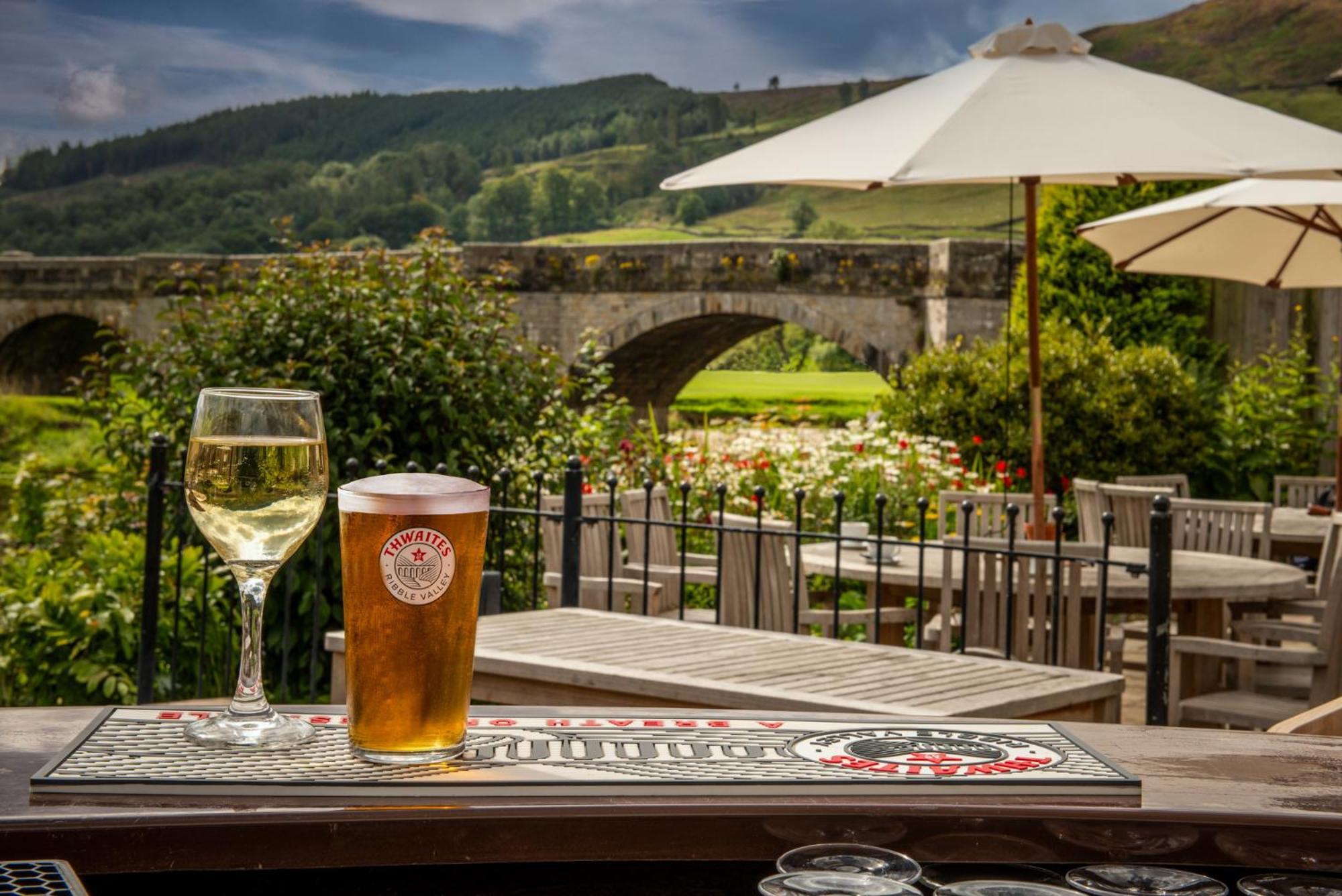 The Red Lion & Manor House Hotel Burnsall Exterior photo